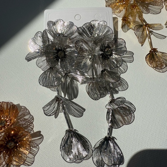 Zara Kate Middleton cascading floral earrings - Picture 8 of 12